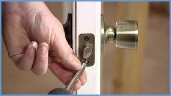 State Locksmith Services Miami, FL 305-744-5733 - 6-lock-change